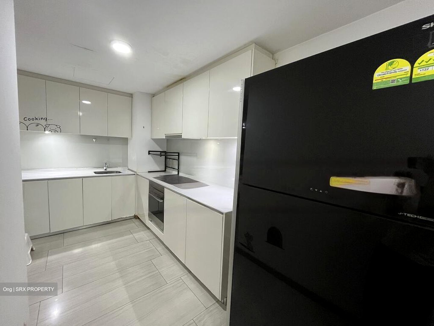 Lakeville (D22), Condominium #636250341
